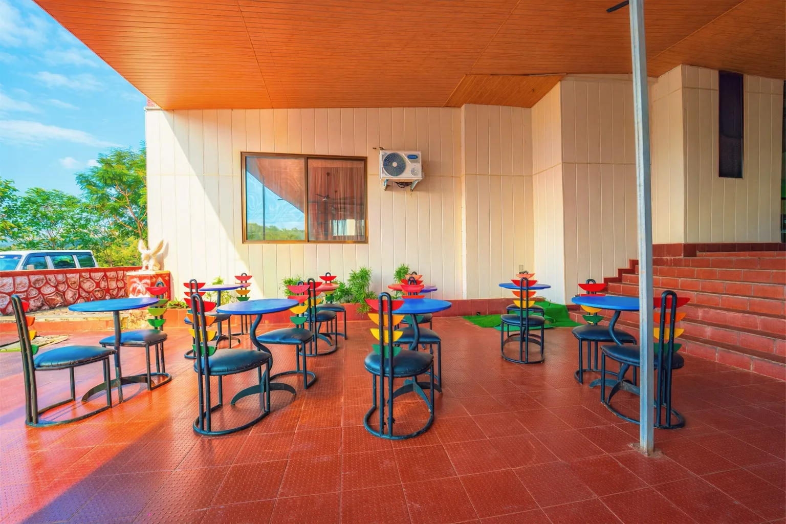 Rio Royale Resort With Pool in Karjat